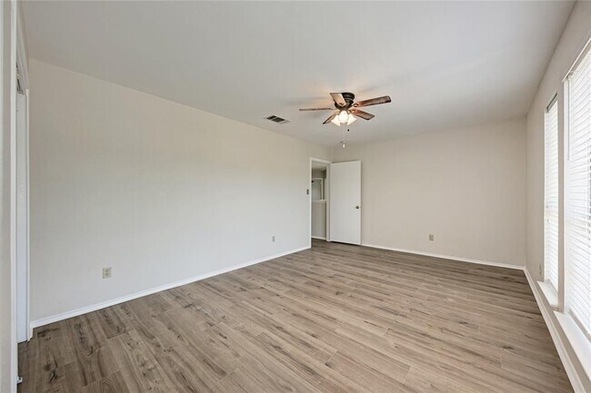 Building Photo - 2508 Tierra Blanco Trail