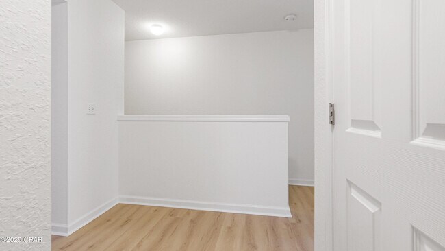 Building Photo - 217 Sand Oak Blvd