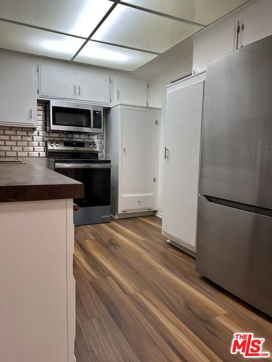 Building Photo - 3500 W Manchester Blvd