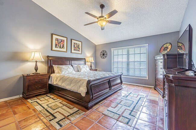 Building Photo - 5427 Villa Deste Ct