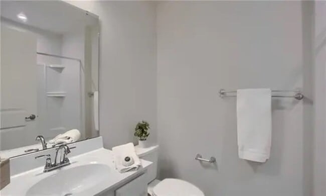 Building Photo - McConnell Trails 3 Bedroom, 2.5 Bathroom T...
