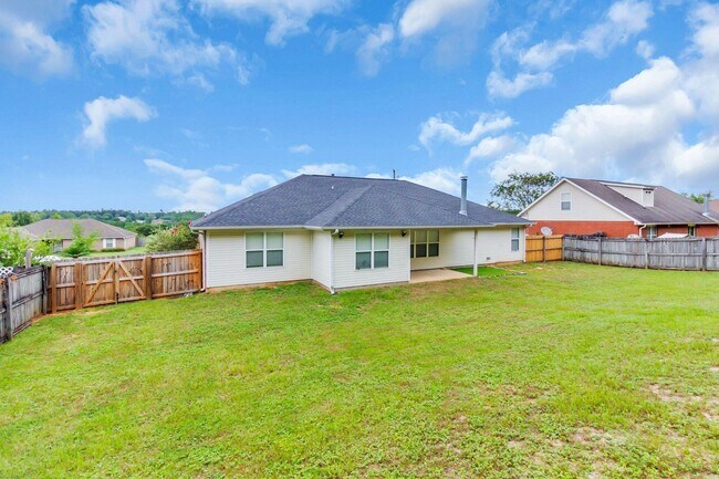 Building Photo - 539 Tikell Dr