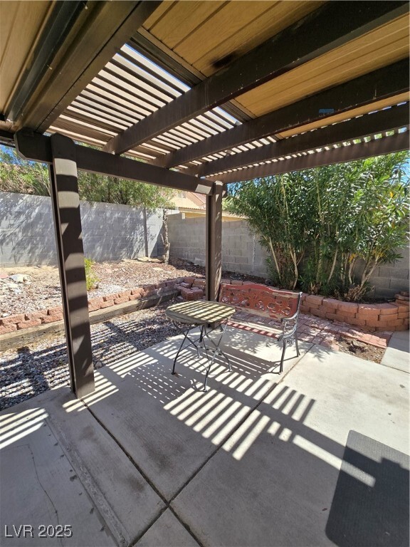 Building Photo - 9104 Quiet Cove Way