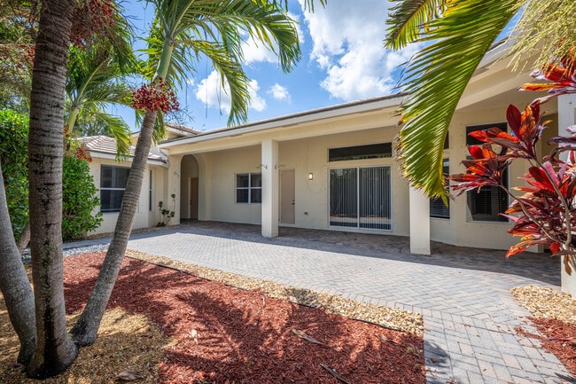 Building Photo - 9357 Osprey Isles Blvd