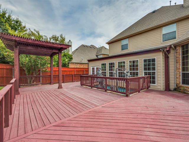 Building Photo - 2817 Pioneer Dr