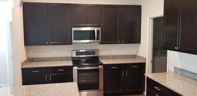 Building Photo - 5834 NW Coosa Dr