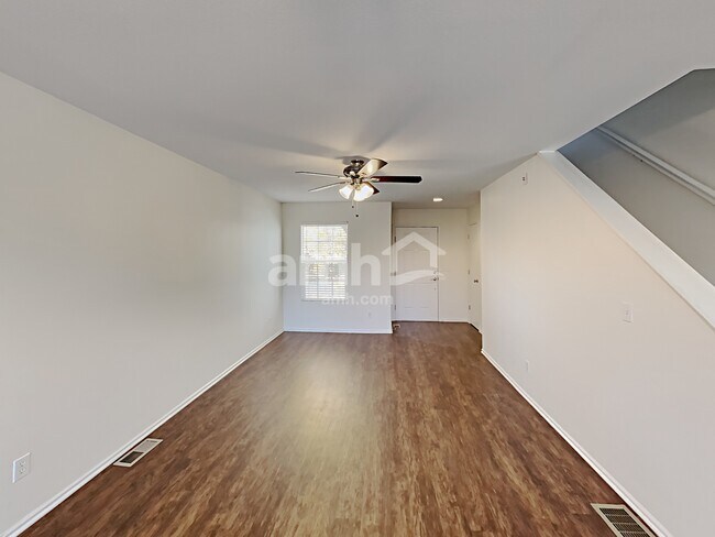 Building Photo - 11762 Elizabeth Cir