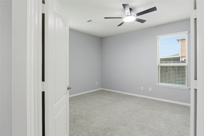 Building Photo - 4823 Lucky Fawn Ln