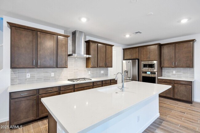 Building Photo - 2468 W Rowel Rd