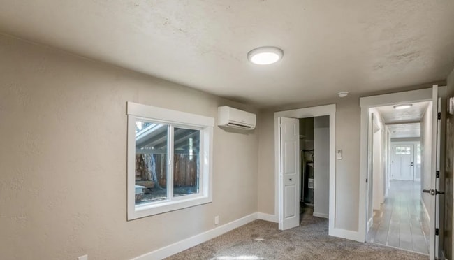 Building Photo - Charming Craftsman-Style Home in Boise 83704 – Move-In Ready!