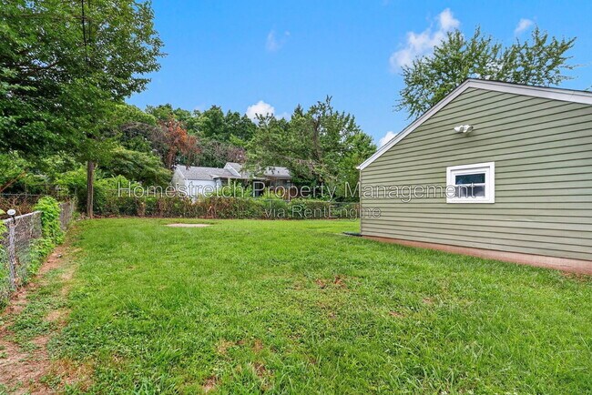 Building Photo - 10328 Dudley Dr