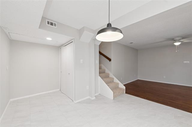 Building Photo - 333 Melrose Dr