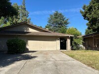 Building Photo - 5627 Passero Way