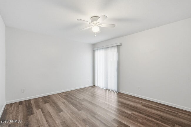 Building Photo - 1051 S Dobson Rd