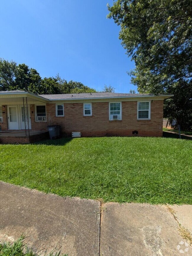 Building Photo - 1BD/1BA Unit in Lincolnton