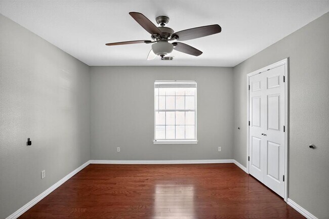 Building Photo - 1619 Shady Hillside Pass