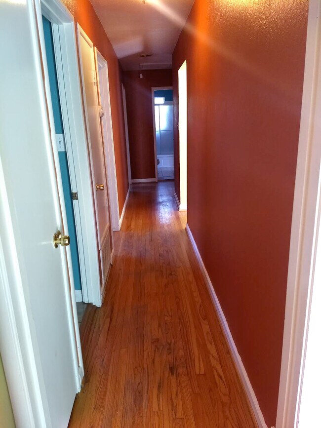 Building Photo - 41226 Erma Ave