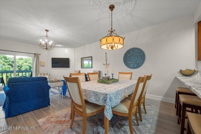 Building Photo - 622 Ponte Vedra Blvd