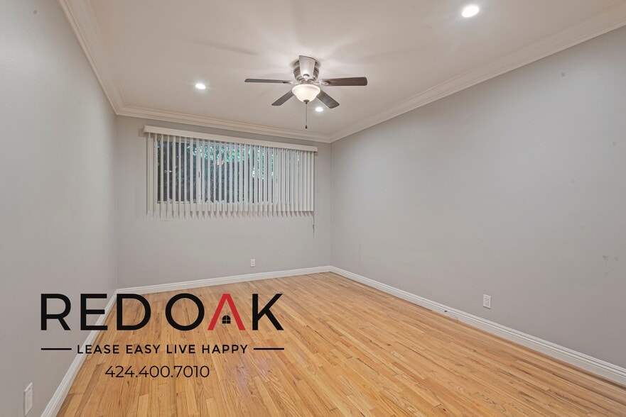 Building Photo - 436 S Oakhurst Dr