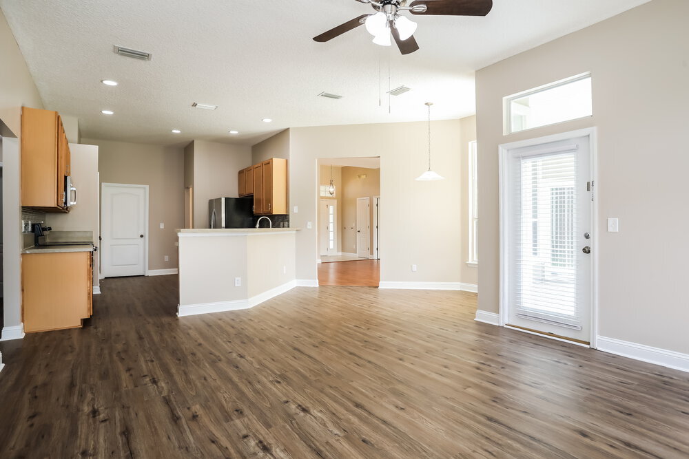 Building Photo - 2620 S Waterleaf Dr