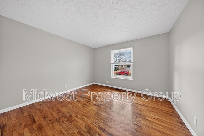 Building Photo - 2244 Millvalley Dr