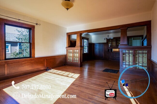 Building Photo - Vallejo Saint Vincent Hill historic home