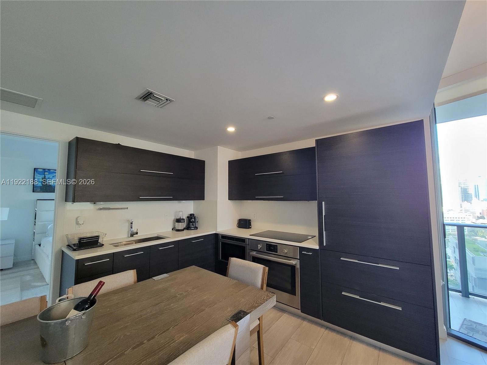 Building Photo - 45 SW 9th St