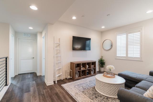 Building Photo - 2052 Quarter Loop