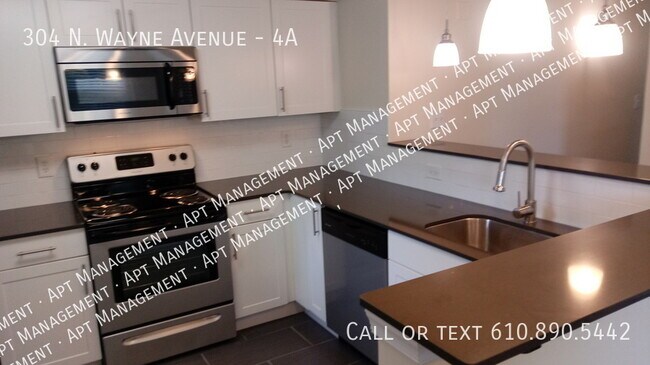 Building Photo - 304 N Wayne Ave