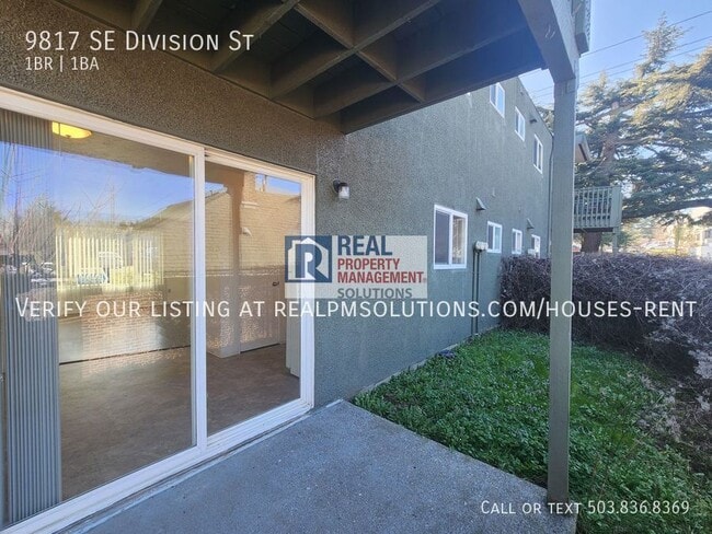 Building Photo - 9817 SE Division St