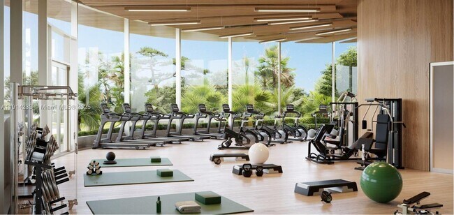 Building Photo - 700 NE 24th St