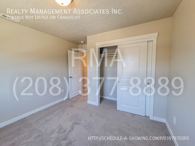 Building Photo - Brand New Luxury 4 Bedroom Townhome in Wes...
