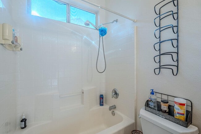 Building Photo - 4269 E Cassia Ln