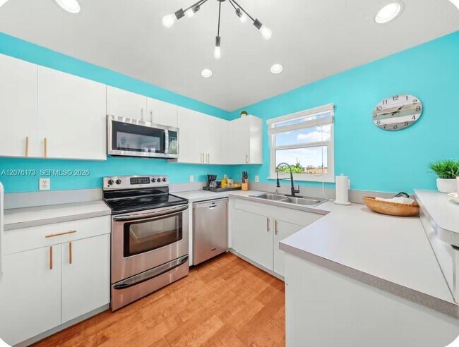 Building Photo - 1261 Bonefish Ct