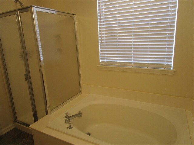 Building Photo - 5964 Keensburg Dr