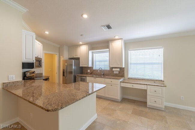 Building Photo - 7653 Rozzini Ln