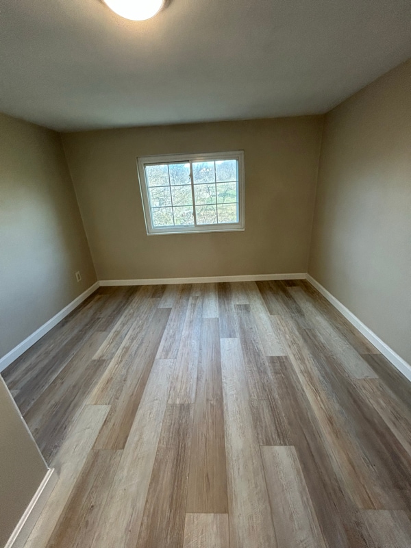 Building Photo - 78 Southview Rd