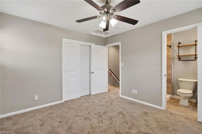 Building Photo - 3016 Aaron Dr