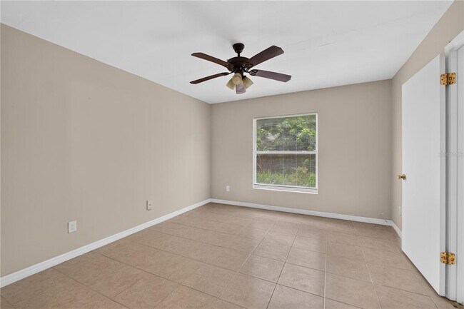Building Photo - 13829 Timberland Dr