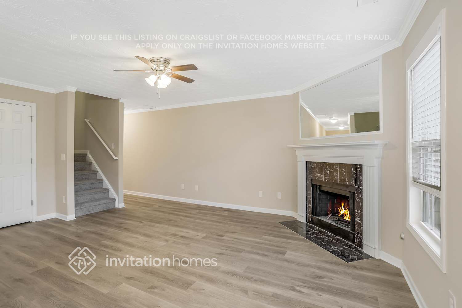 Building Photo - 2103 Manhattan Pkwy