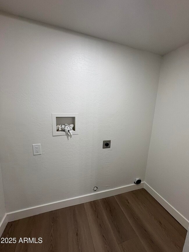 Building Photo - 4004 W Wescott Dr