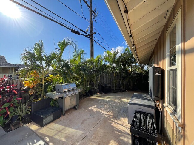 Building Photo - 16 Kahoma Village Loop