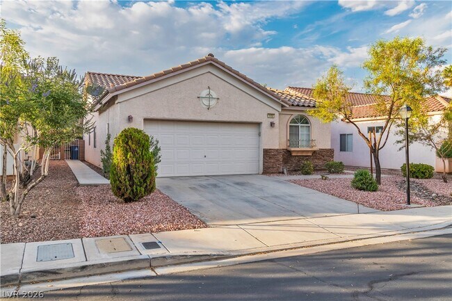 Building Photo - 4468 Lobero Ave