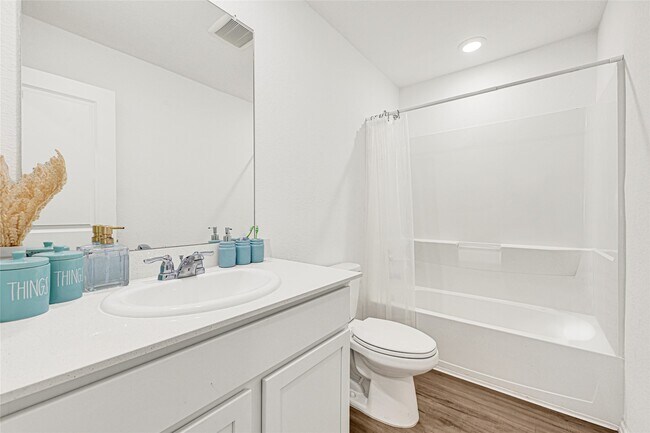 Building Photo - 22326 Mountain Pne Dr