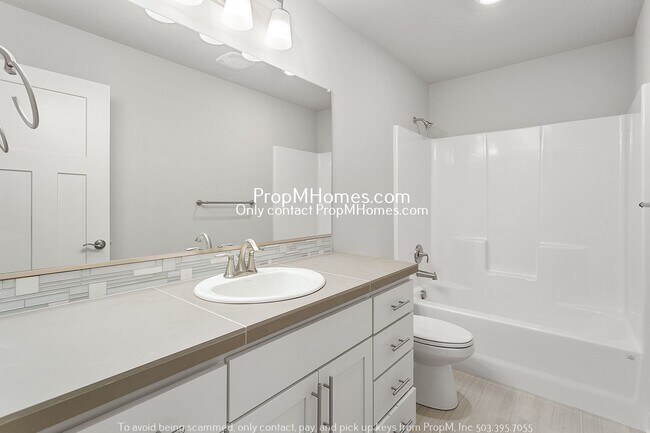 Building Photo - Luxury 5-Bedroom Home in South Cooper Mountain!