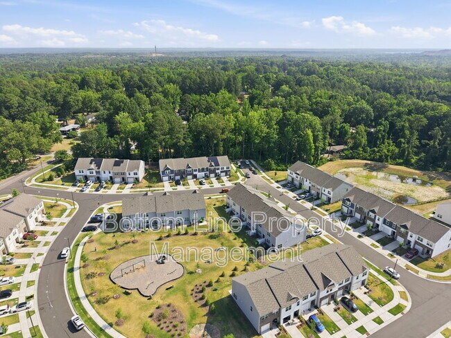 Building Photo - 1117 Dakine Dr