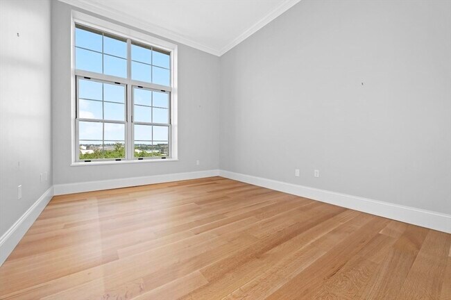 Building Photo - 30 Monument Sq