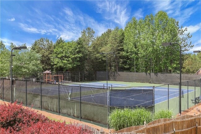 Building Photo - 3208 Juniper Dr