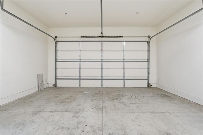 Building Photo - 110 Via Roma