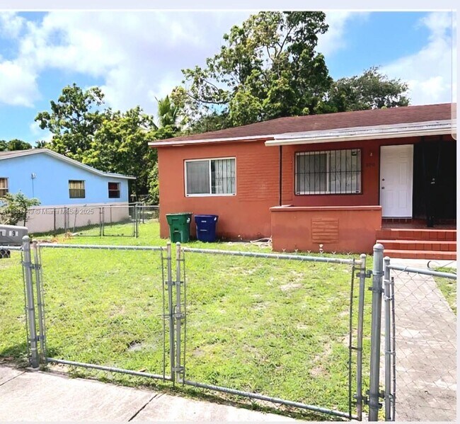 Primary Photo - 890 NW 106th St
